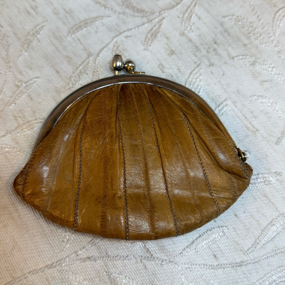 Vintage Genuine Eel Skin Kiss-Lock Coin Purse - Tan Boho Retro 1980s Handcrafted